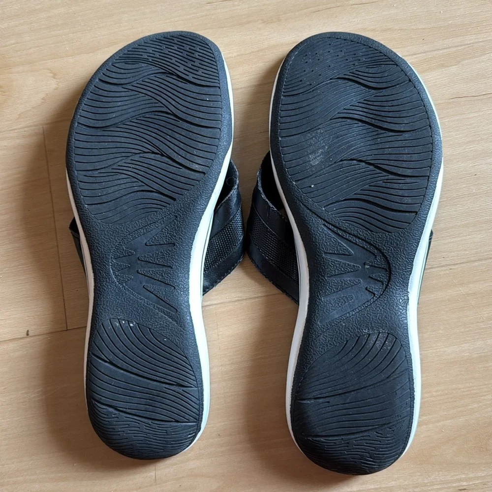 EARTH SPIRIT ELOY BLACK WOMENS THONG CUSHION SANDALS / FLIP FLOPS CASUAL SIZE 11